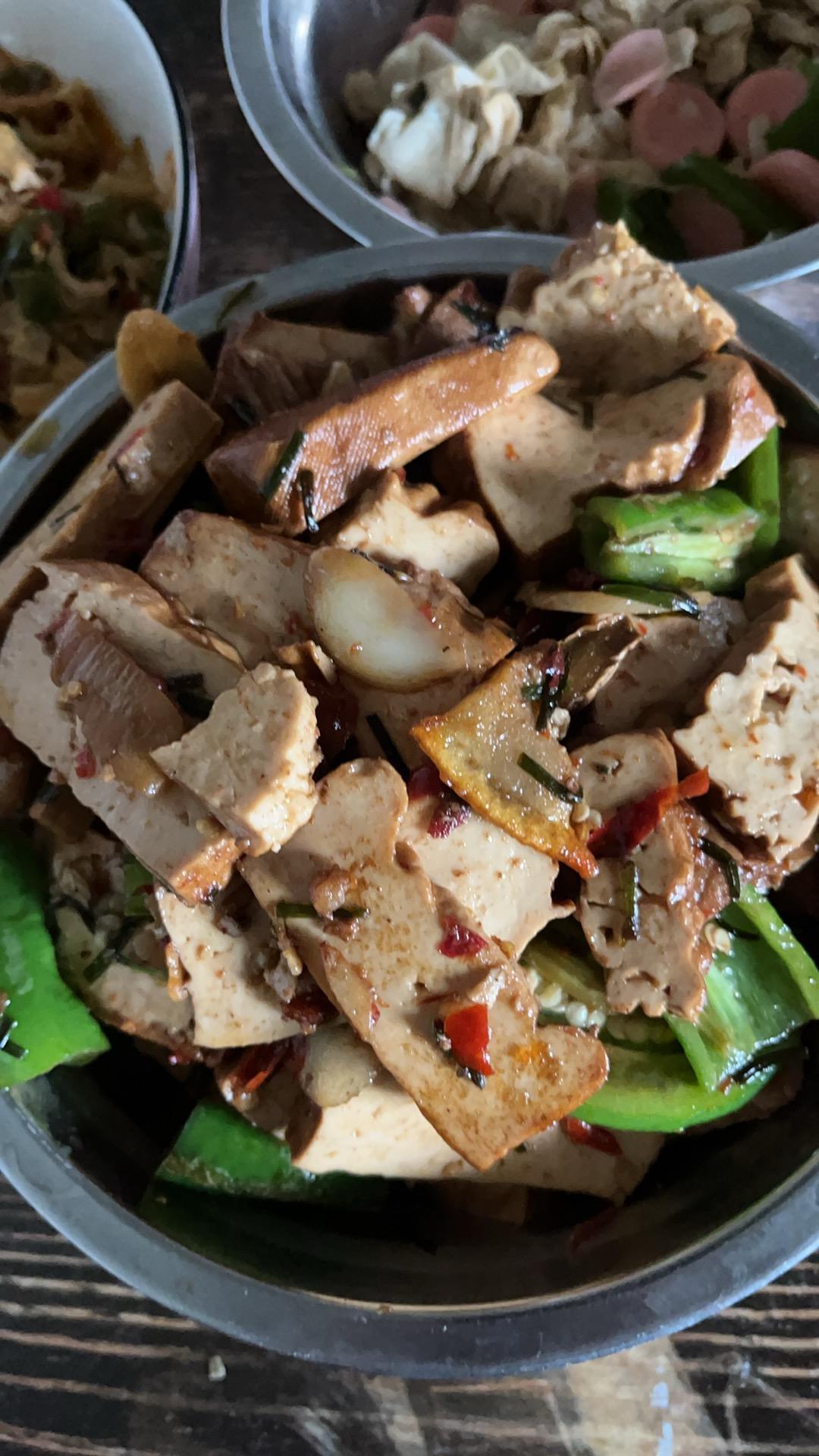 香干子炒肉