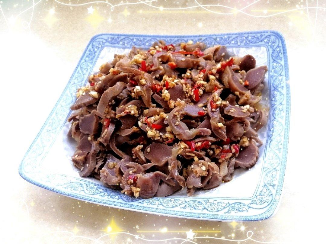 凉拌鸡胗！