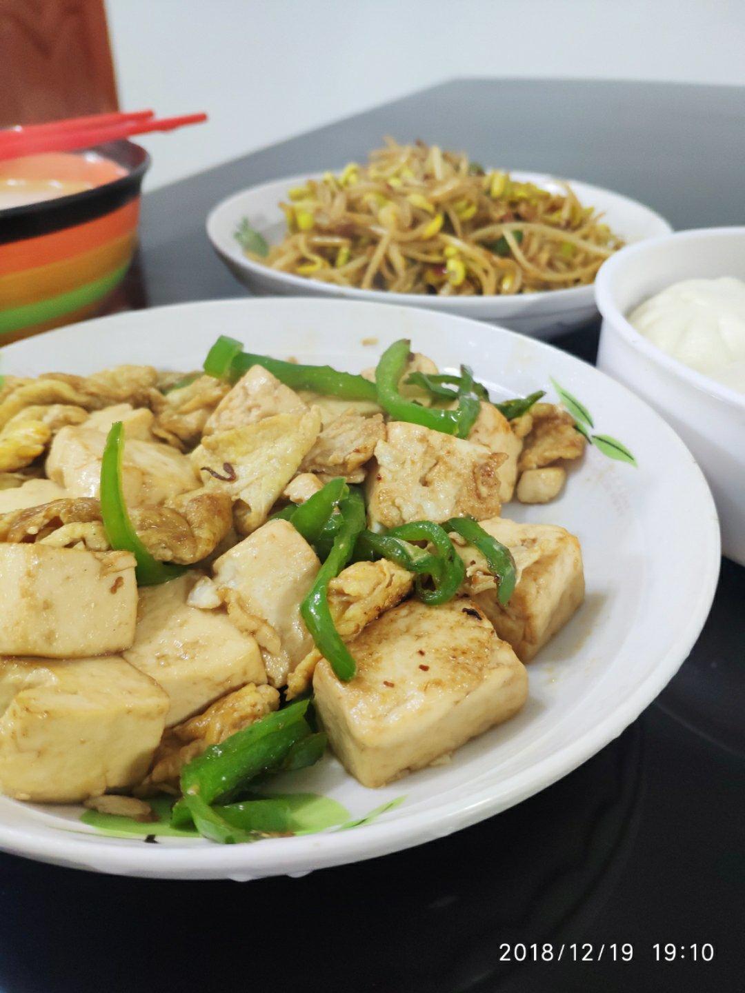 鸡蛋炒嫩豆腐