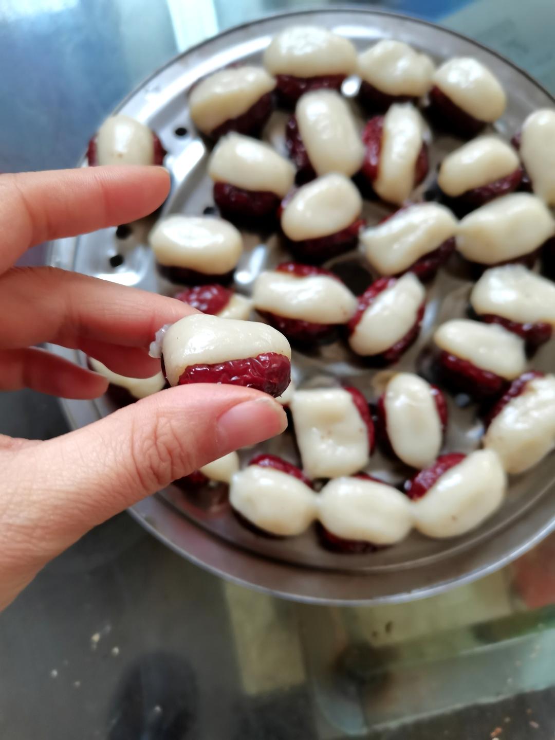 心太软— 红枣夹糯米粉