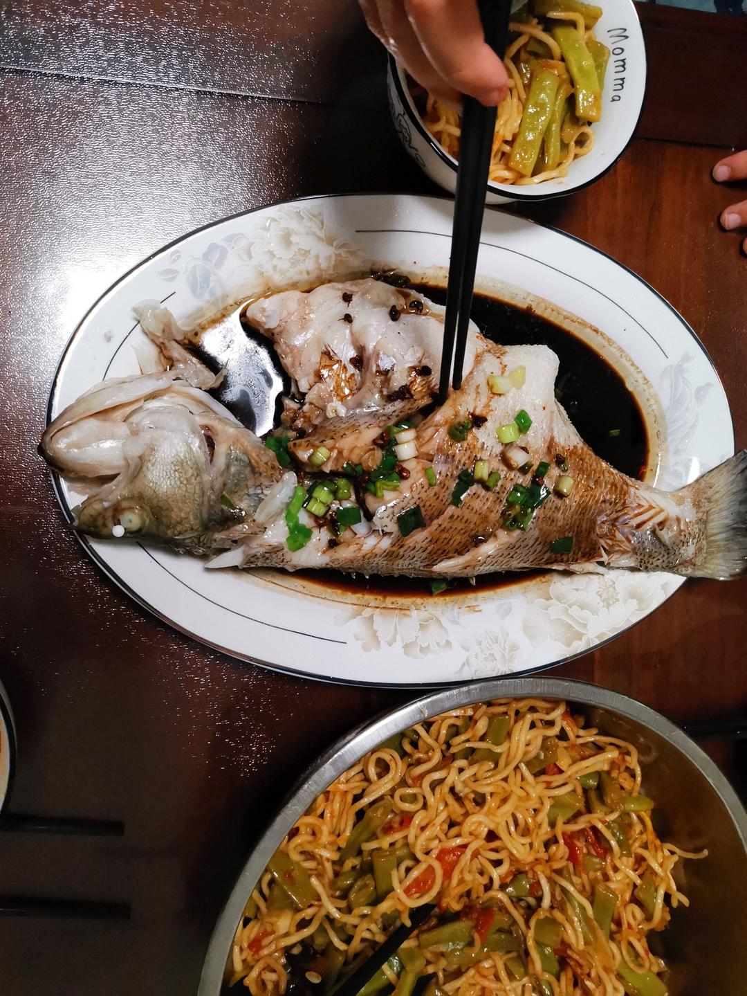 清蒸鲈鱼（酒店版）