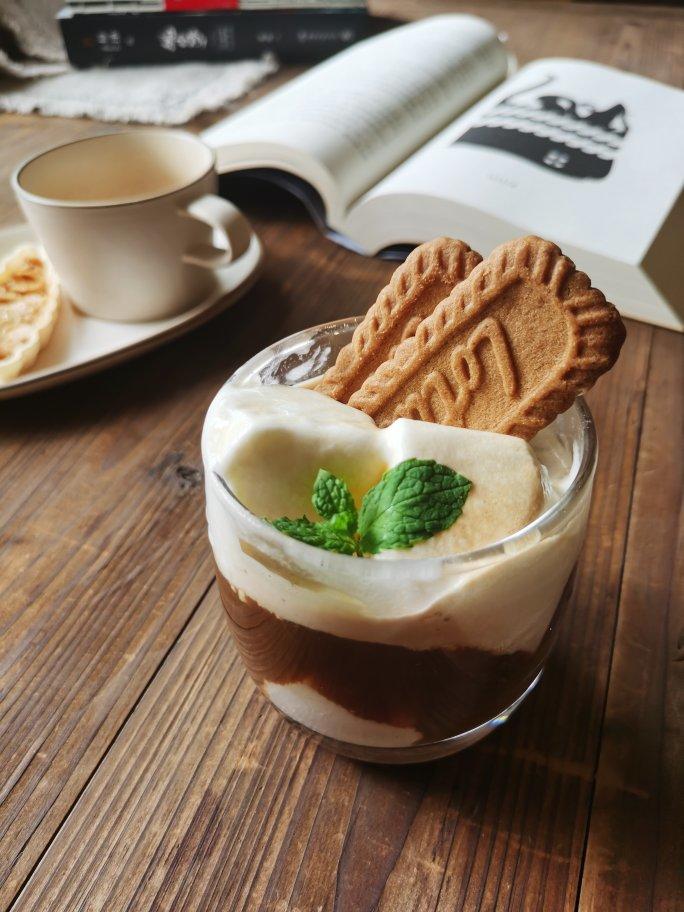 焦糖饼干阿芙佳朵