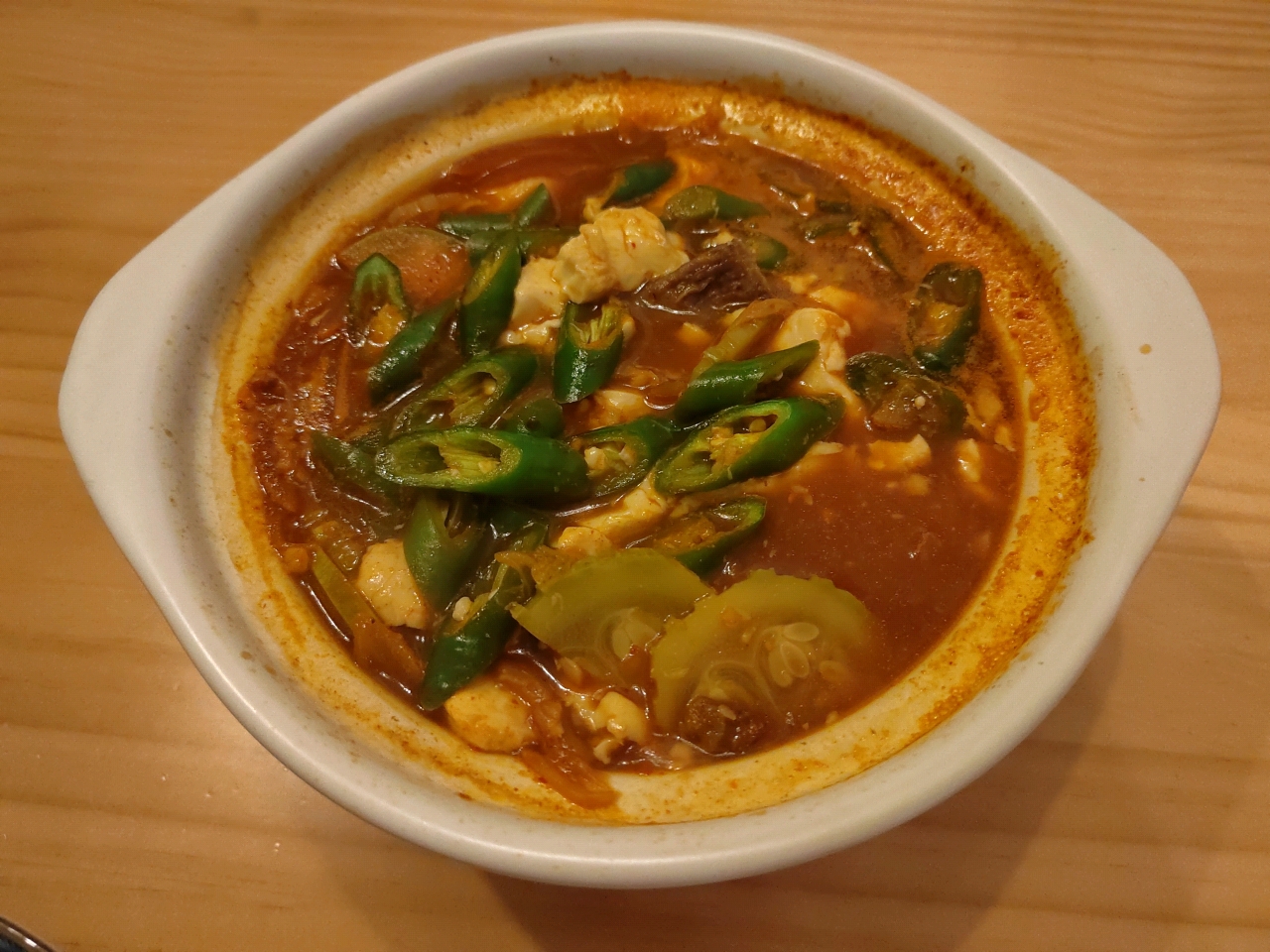 韩式泡菜豆腐锅/辣白菜豆腐汤