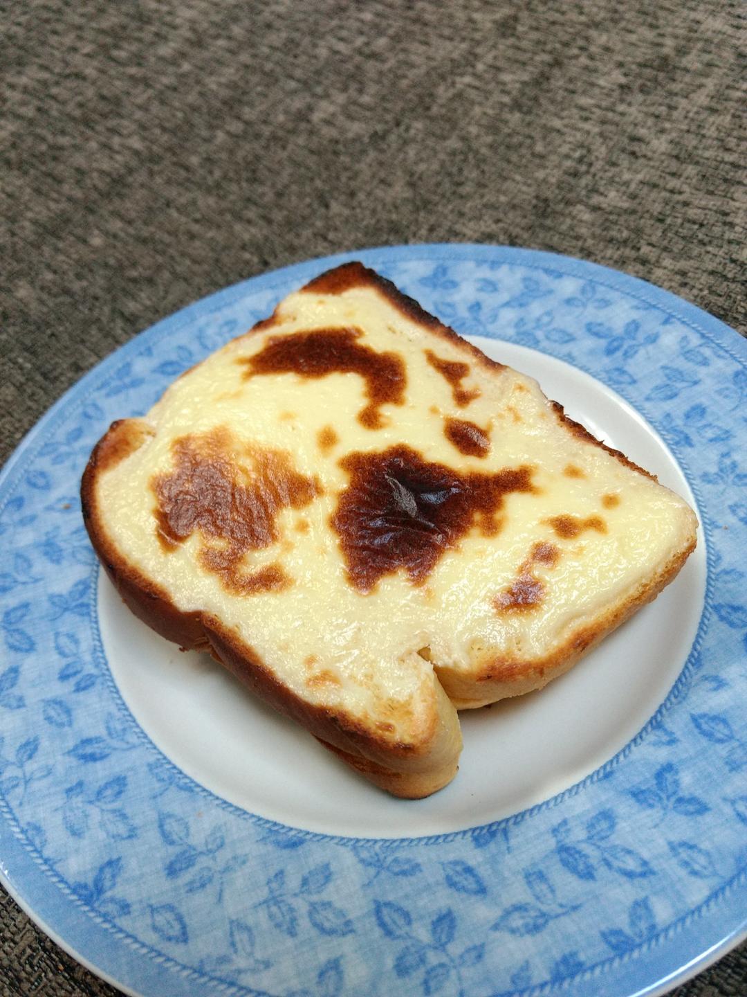 乳酪厚片（消耗吐司，奶油奶酪）