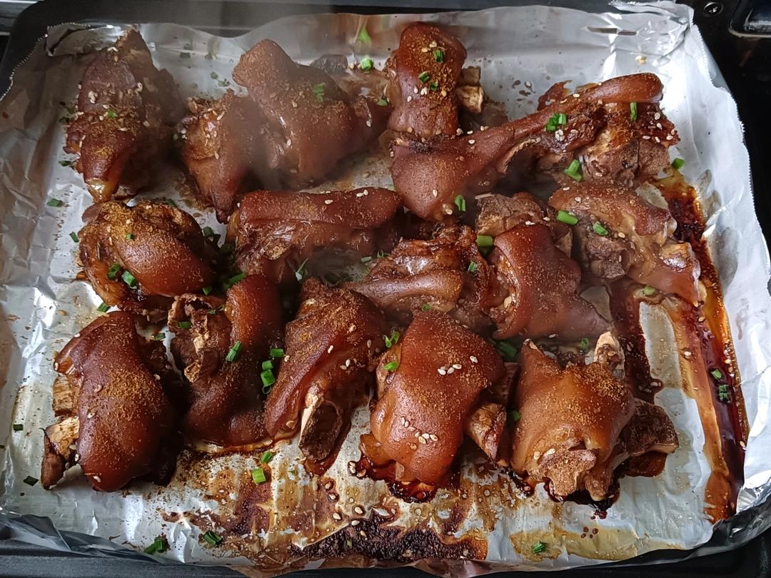 香酥烤猪蹄