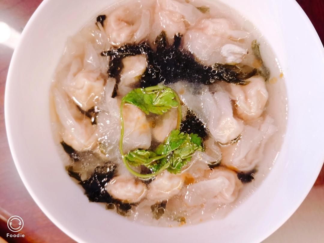 外婆的燕皮馄饨汤（福州燕丸）