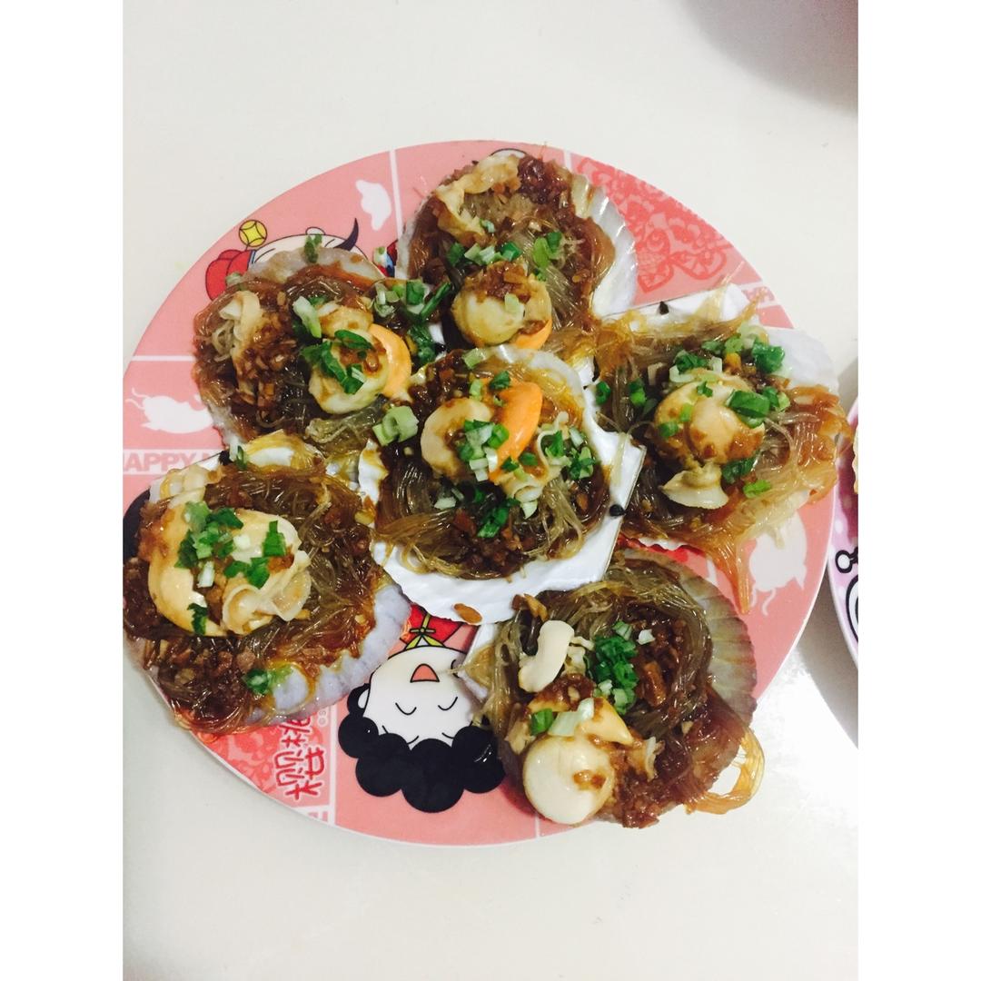 【视频】蒜蓉粉丝蒸扇贝