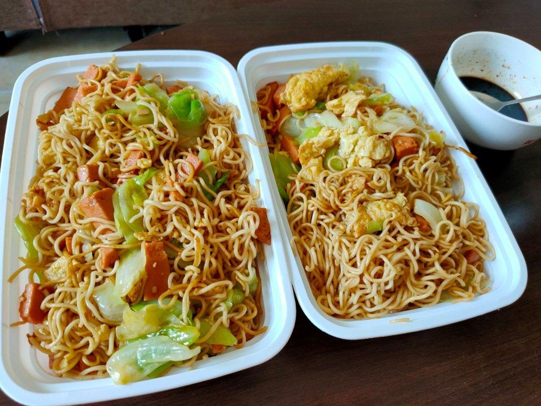 【快手餐】青菜火腿炒面