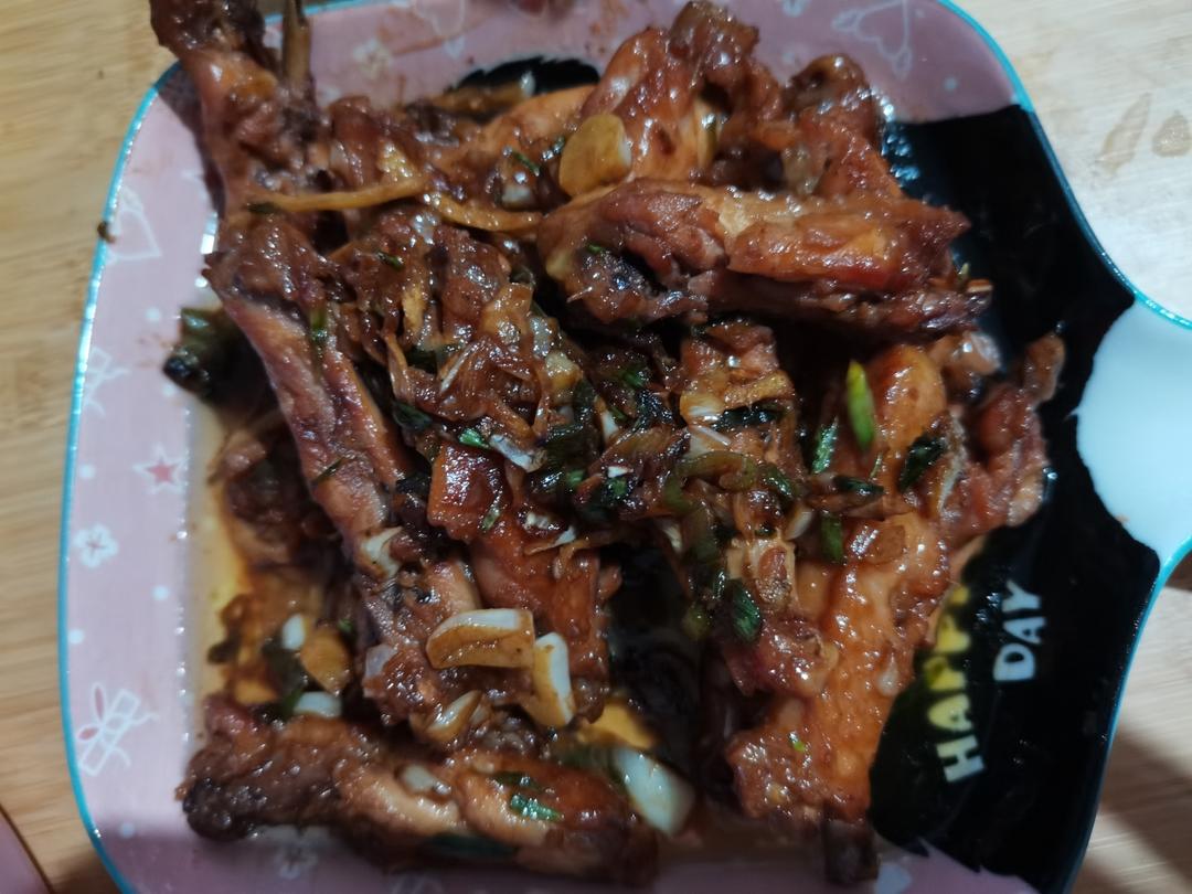 蒜香鸡翅，这才是鸡翅最好吃的做法