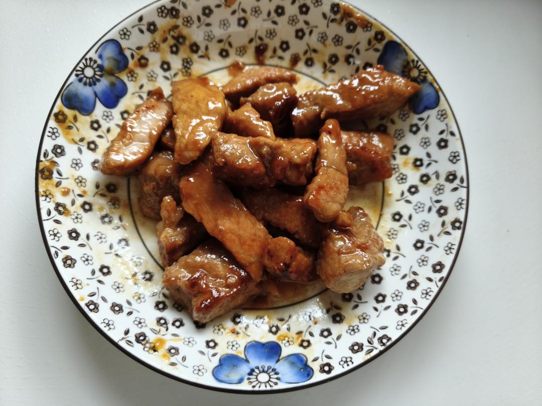 煎猪扒（超简单）和其他的猪扒在这食谱的最下面