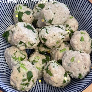 火锅香菜丸子
