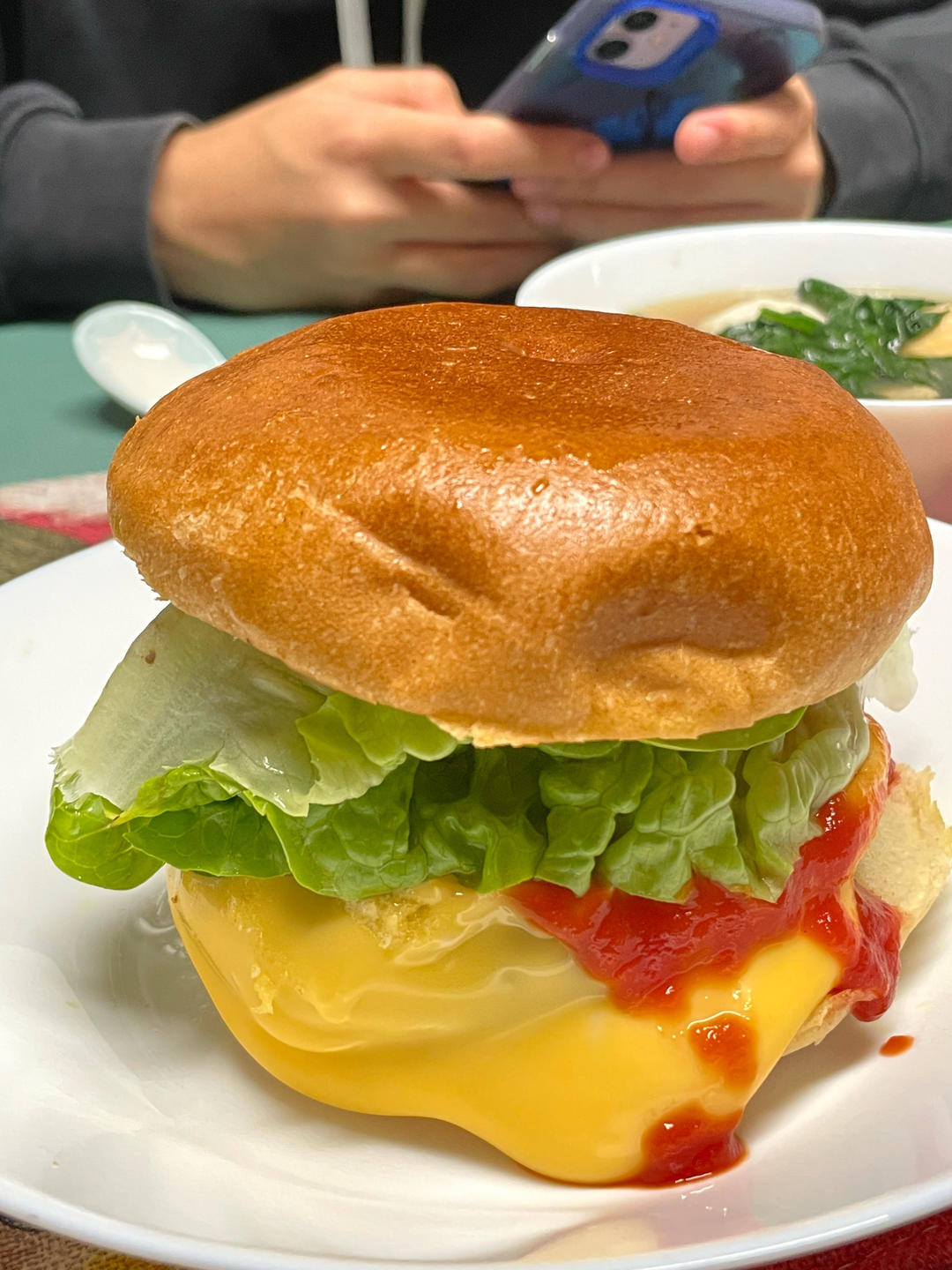 牛肉汉堡的肉胚