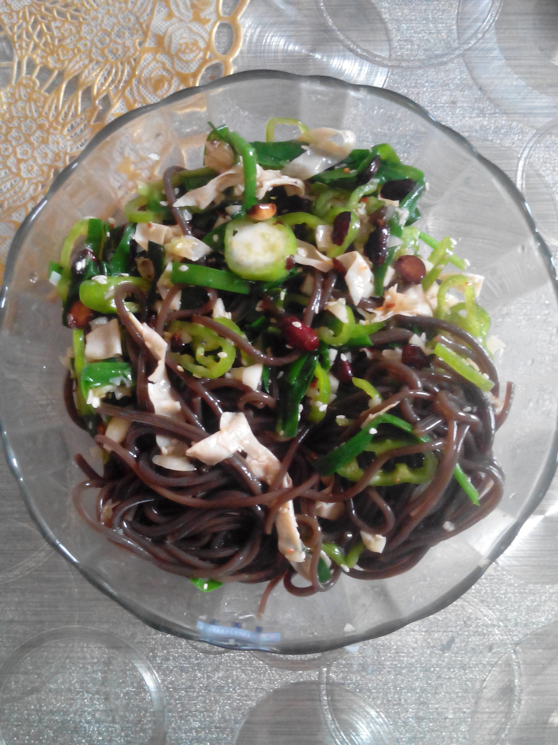 酸辣蕨根粉