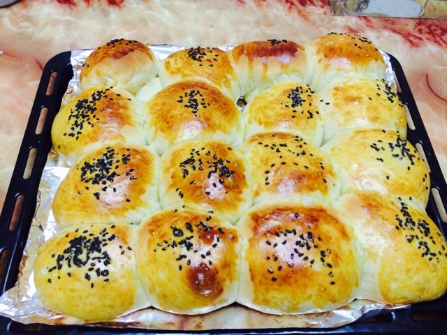 大人小孩都爱不释口的【蜂蜜牛奶小餐包】