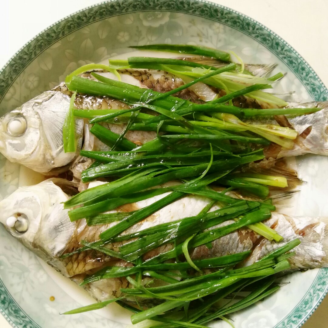 清蒸鲫鱼