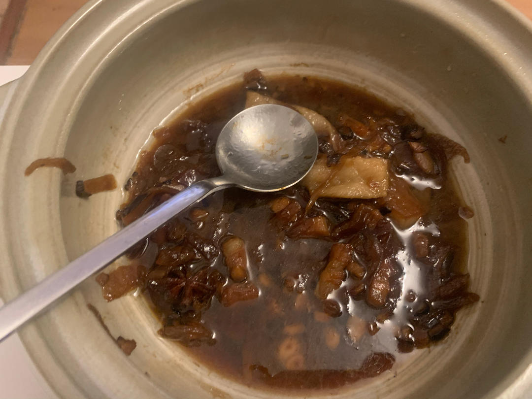 洋葱酥卤肉饭