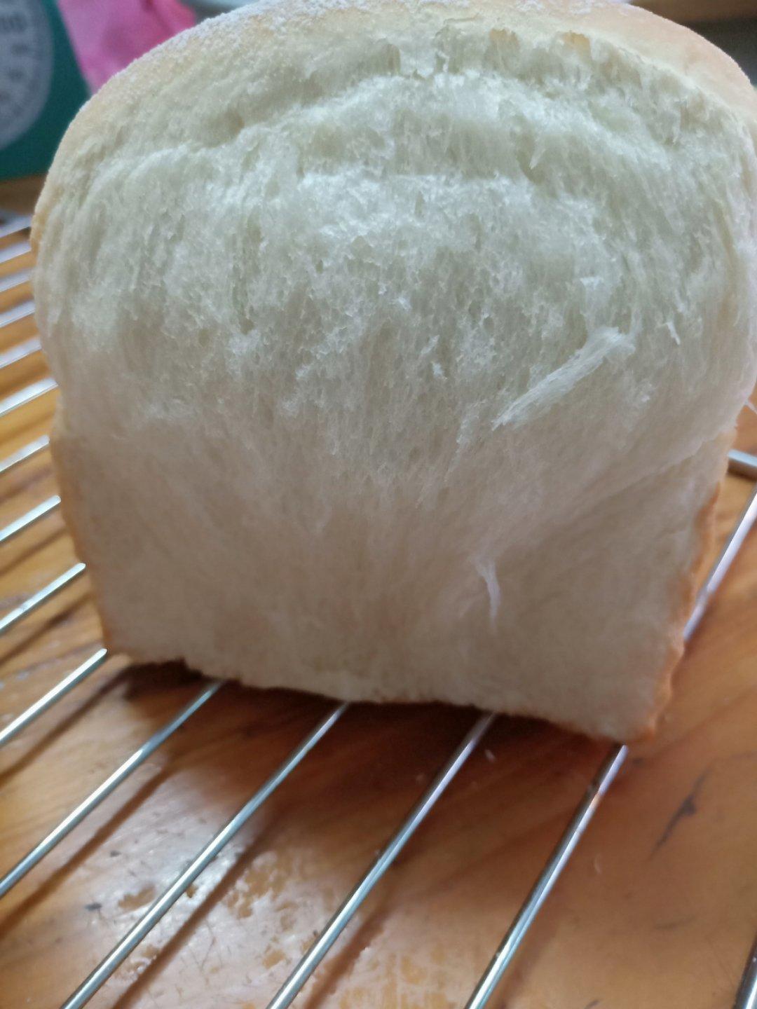 微咸味奶油吐司
