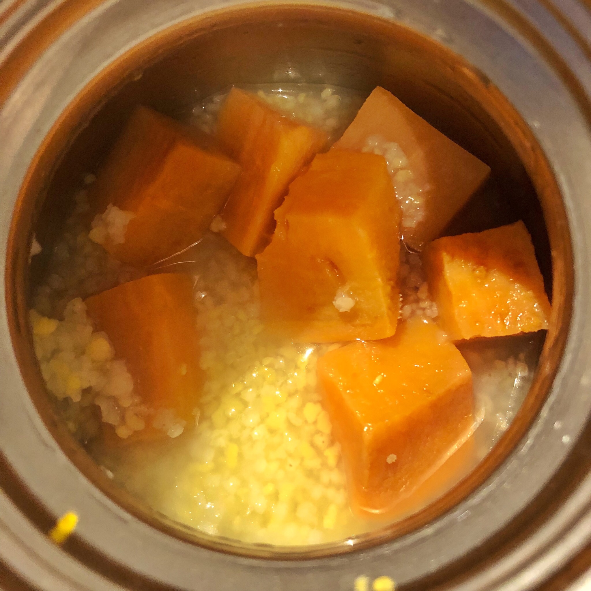 小米红薯粥（焖烧杯）的做法
