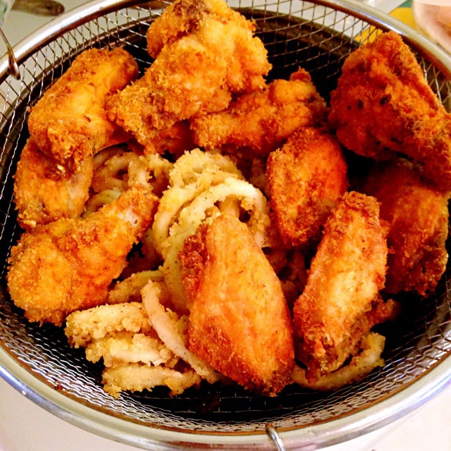 面包糠炸鸡翅