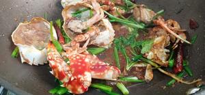 【简单粗暴的海鲜大餐♥香炒螃蟹】的做法 步骤9