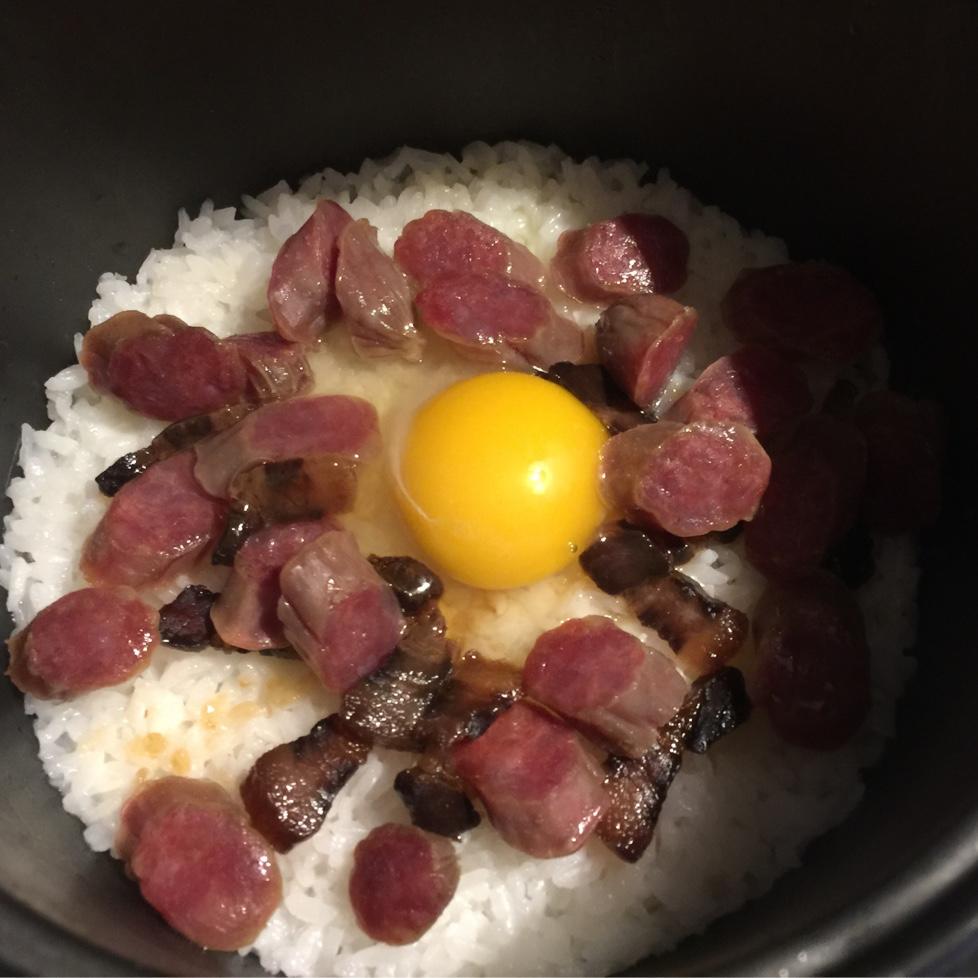 饭合 | 蓝瘦香菇煲仔饭