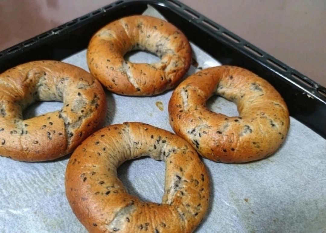 （无油）全麦黑麦贝果bagel~咬劲十足，越嚼越香