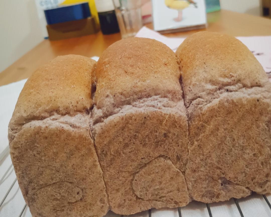 黑米全麦吐司的做法