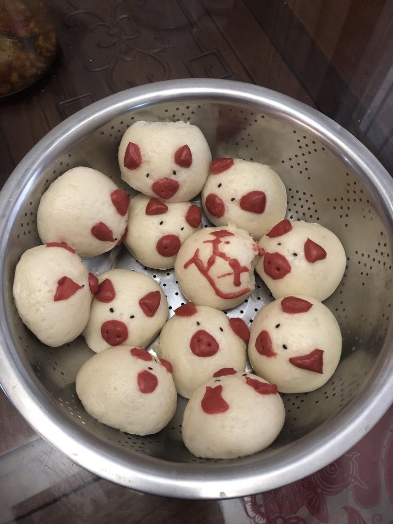 可爱的小猪豆沙包