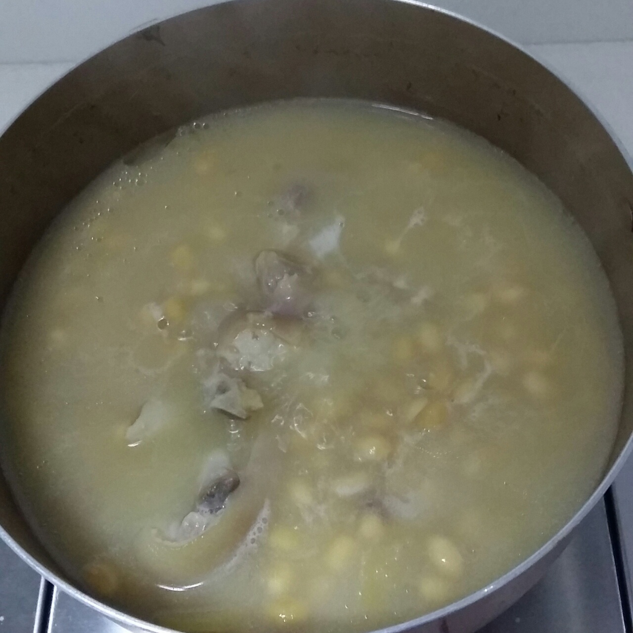 猪爪黄豆汤