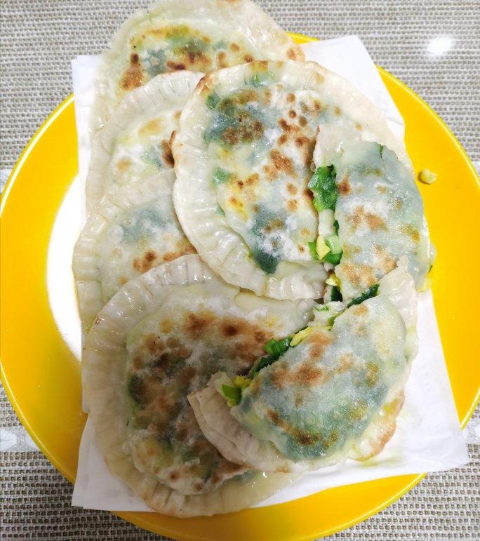 饺子皮韭菜盒子