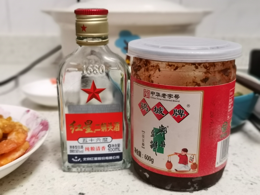 味蕾四射的辣酒煮螺的做法 步骤2