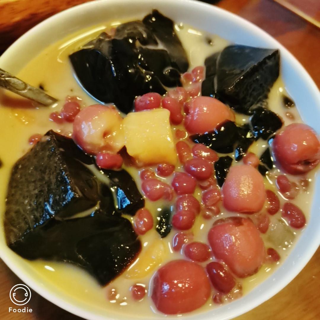 自制芋圆烧仙草（低糖版鲜芋仙招牌）