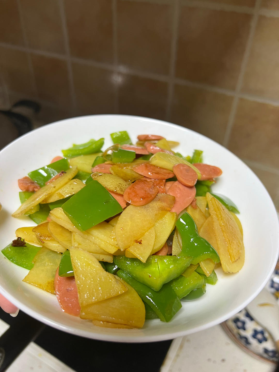 土豆片炒火腿肠