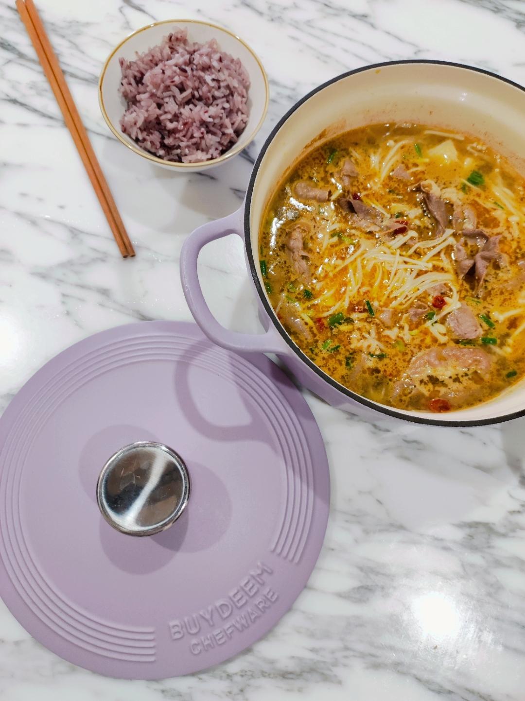 酸汤肥牛【6月北鼎珐琅铸铁锅食谱】