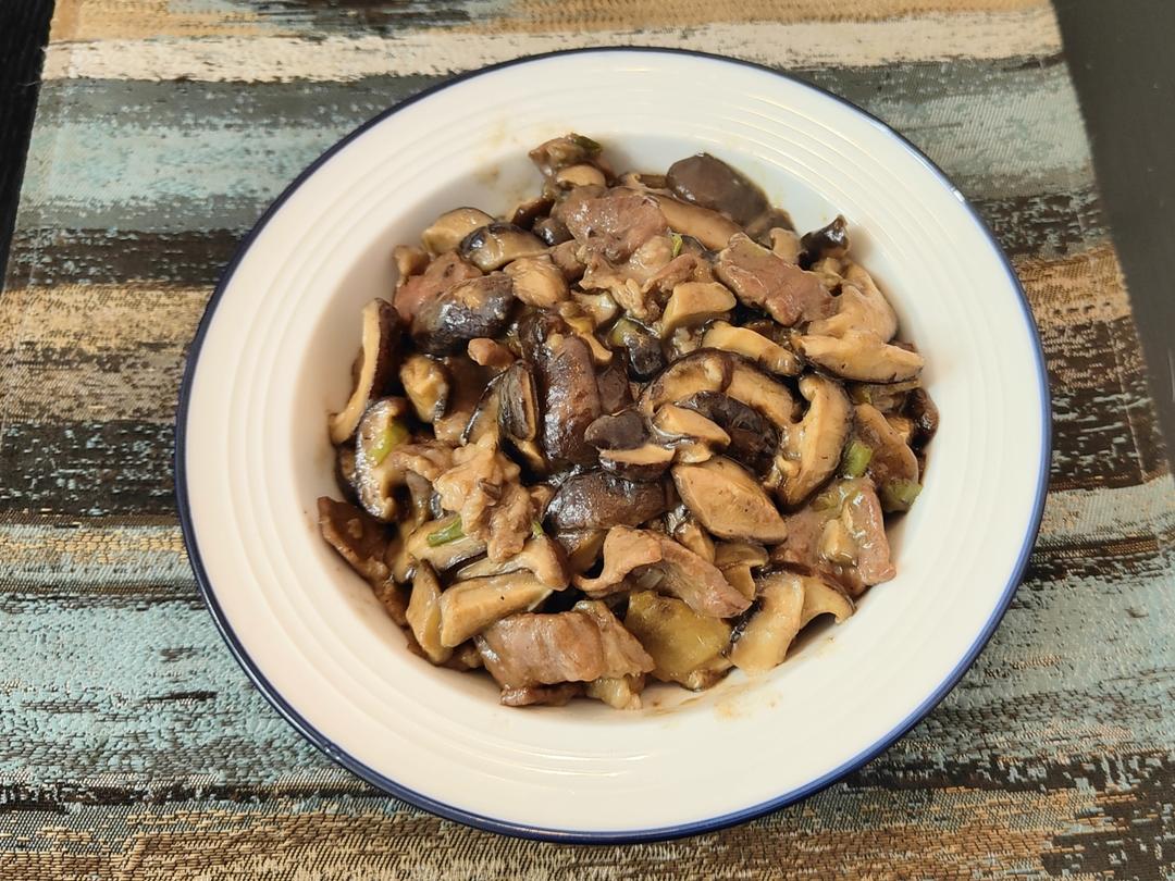 香菇炒肉
