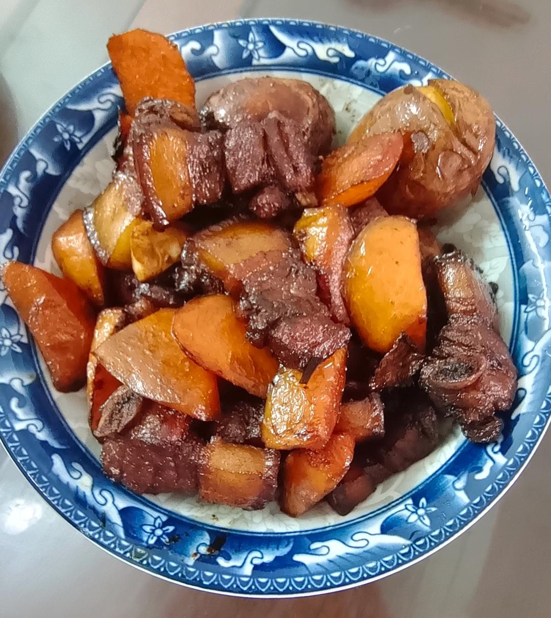胡萝卜红烧肉