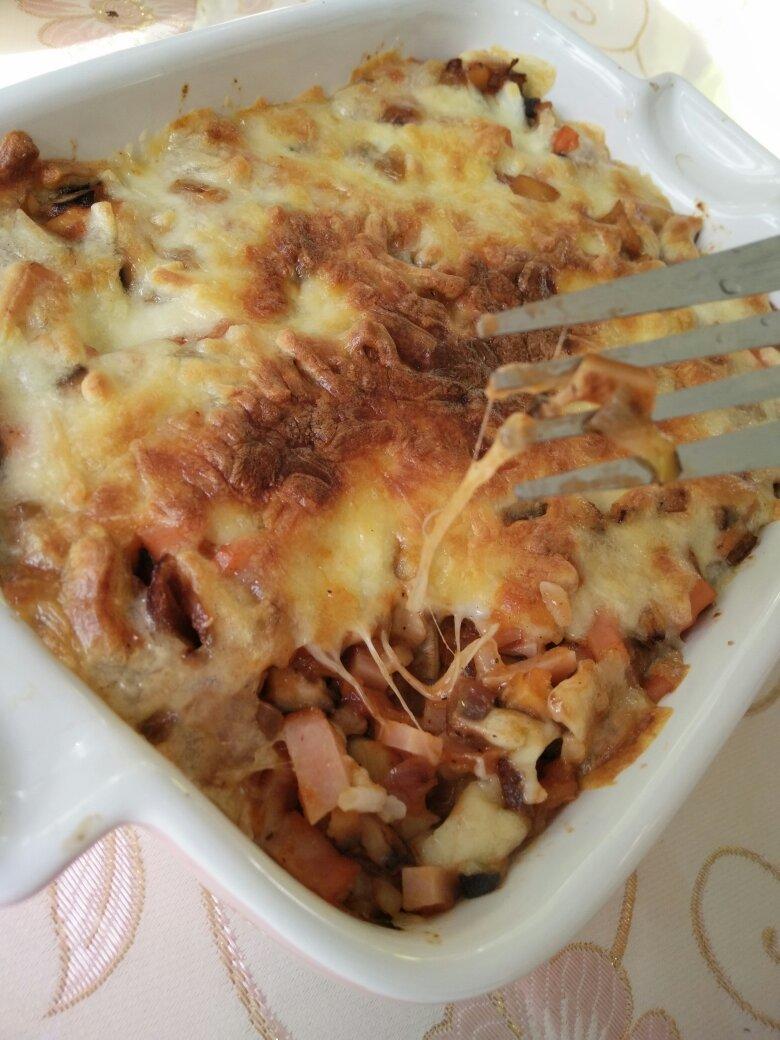 蕃茄肉酱奶酪焗饭