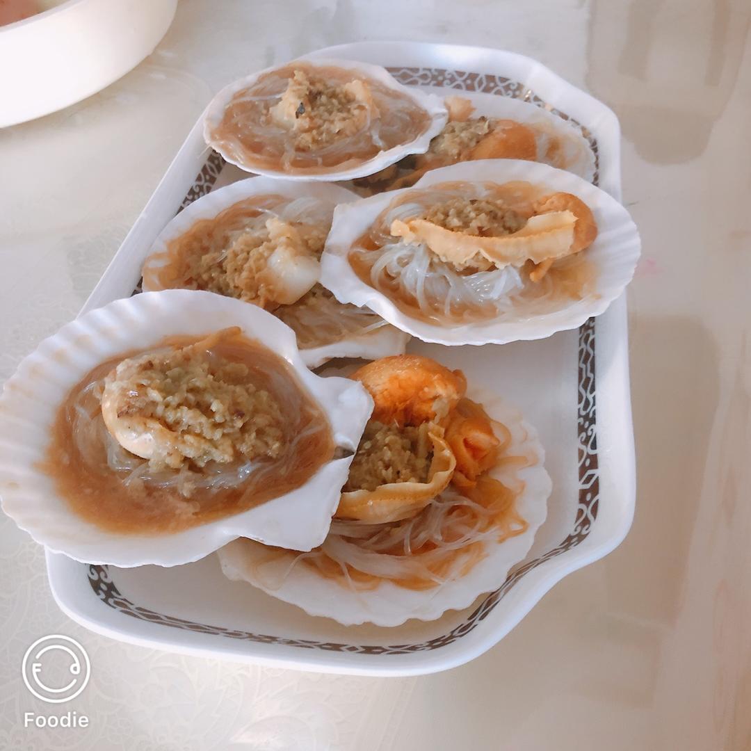 蒜蓉粉丝蒸扇贝（清晰图片步骤讲解）
