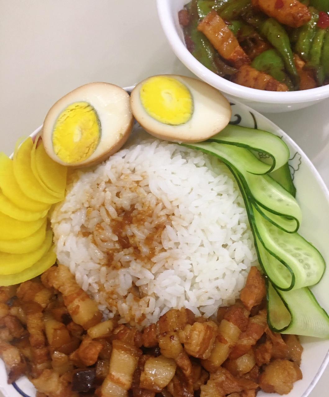 好吃到停不下来的卤肉饭