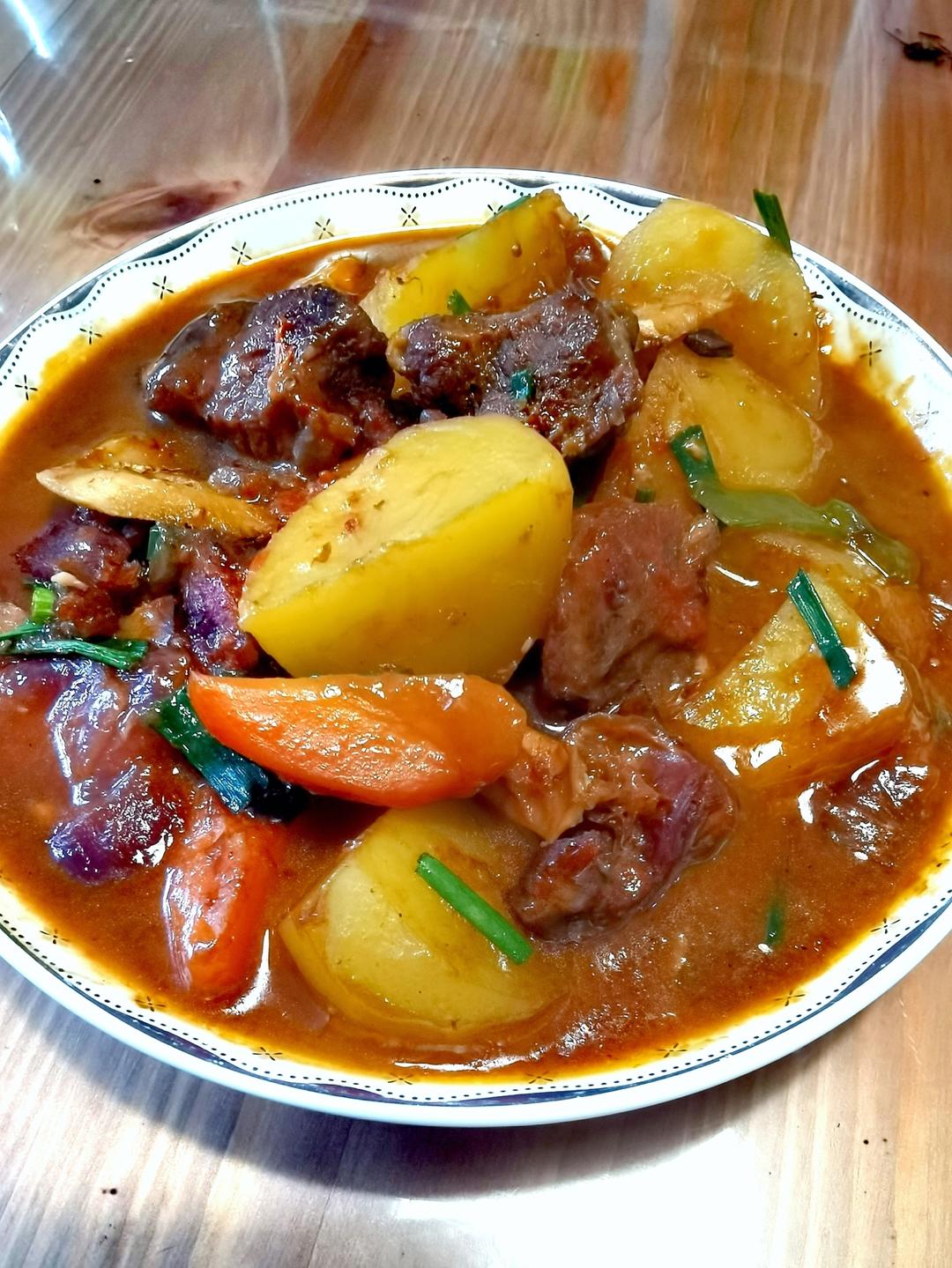 番茄土豆炖牛腩