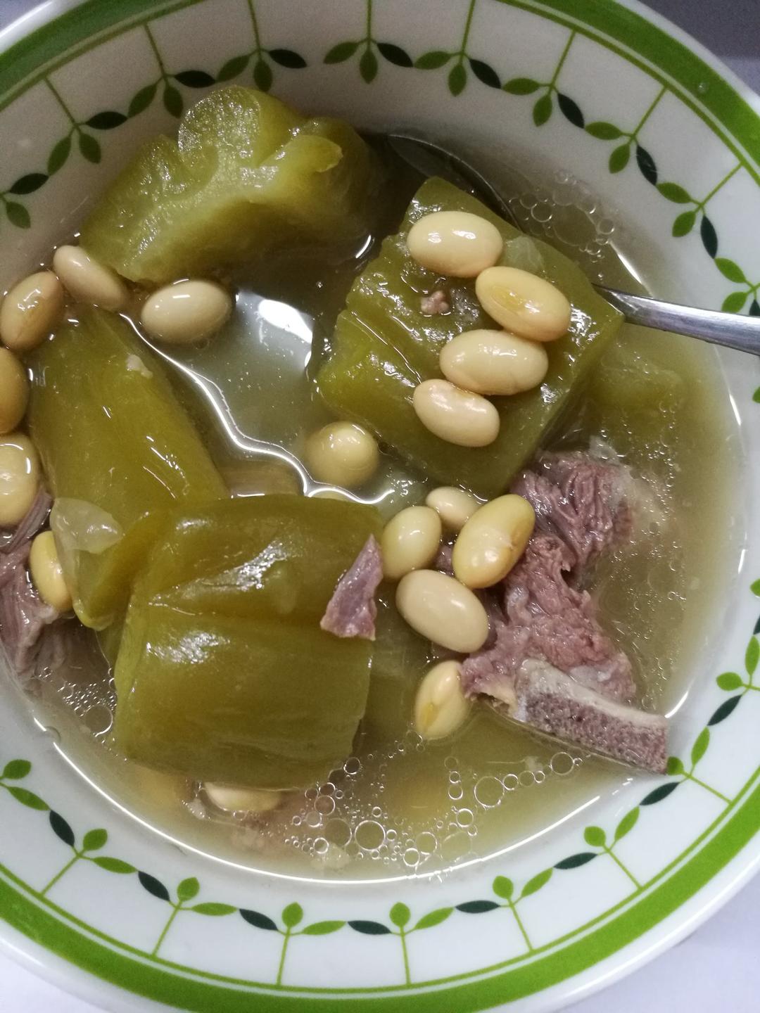 黄豆苦瓜排骨汤