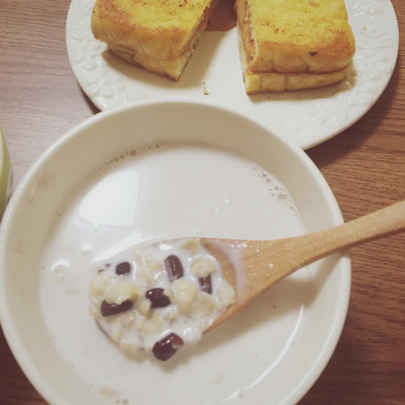 牛奶燕麦红豆粥