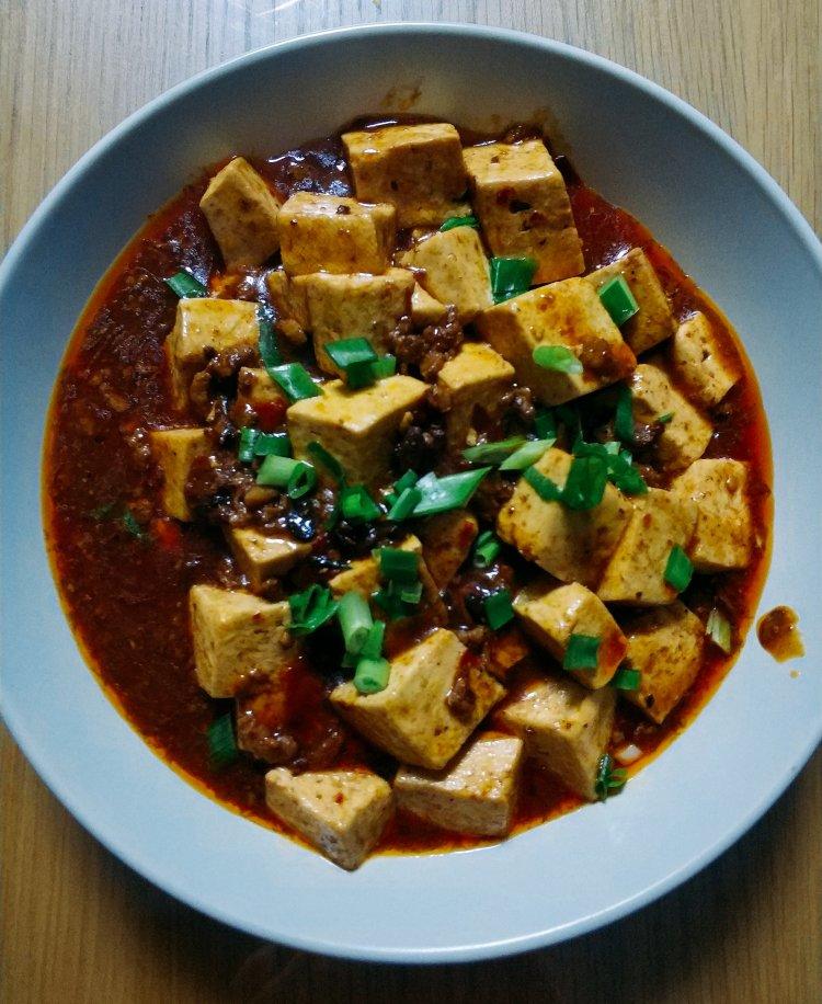厨师长教你：“麻婆豆腐”的正宗做法，麻香味十足