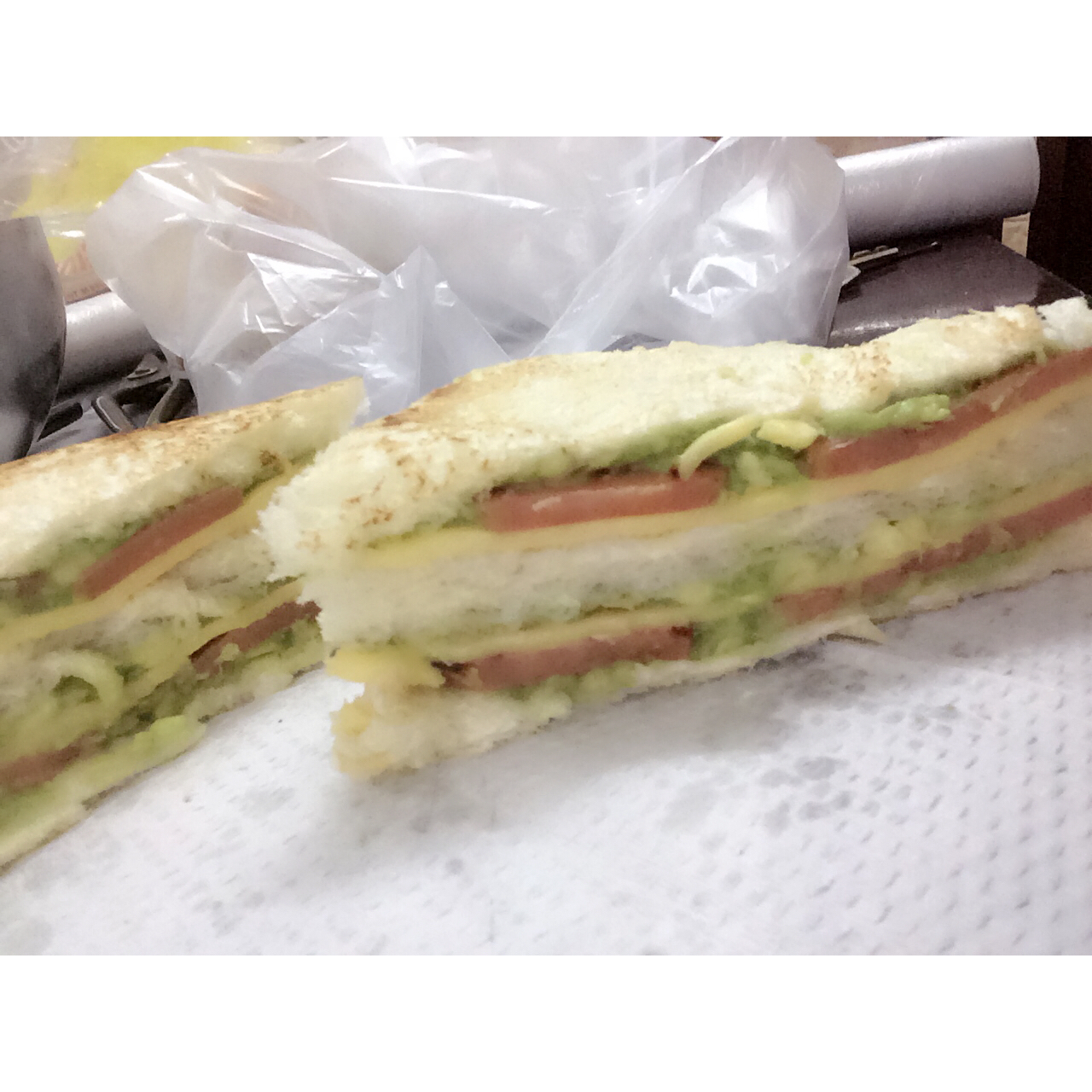 牛油果早餐三明治 Avocado Breakfast Toasted Sandwich