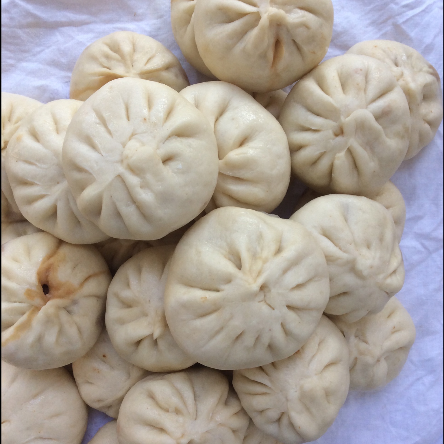 肉包子,杠杠的