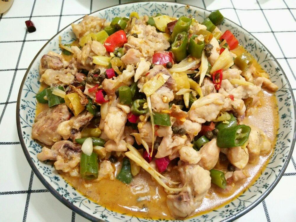自贡鲜锅兔