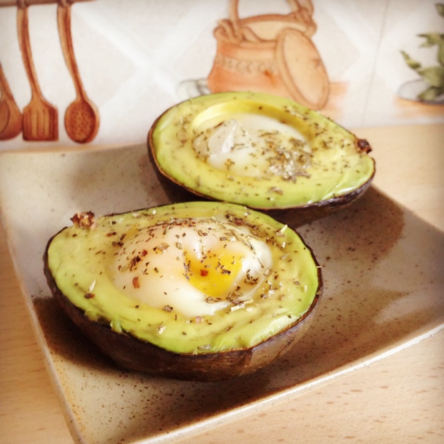 牛油果太阳蛋