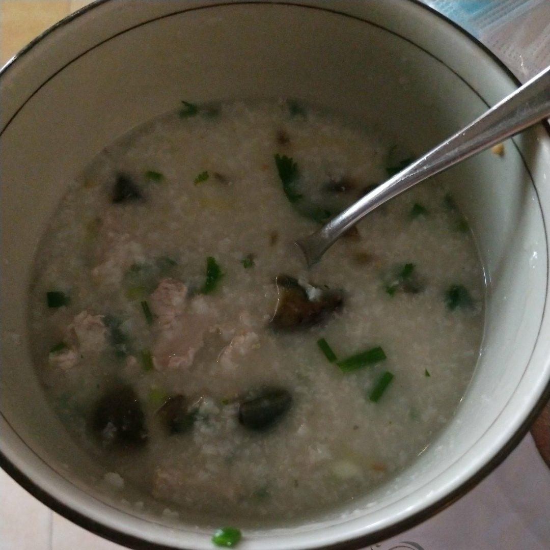 十五分钟快手之香滑皮蛋瘦肉粥(附五分钟电饭煲电压力锅更快捷方法)