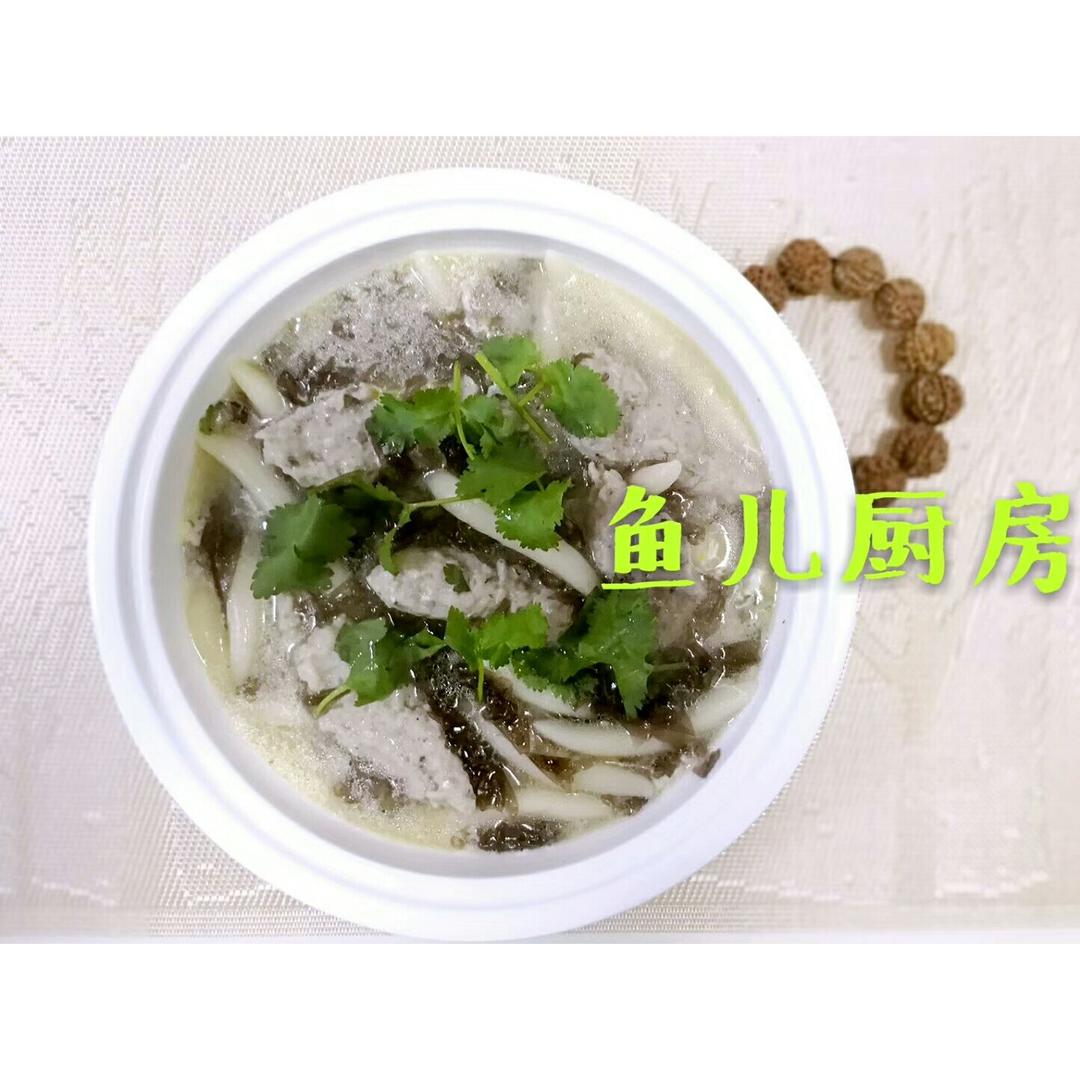 全能鱼滑汤──“鱼儿厨房”私房菜