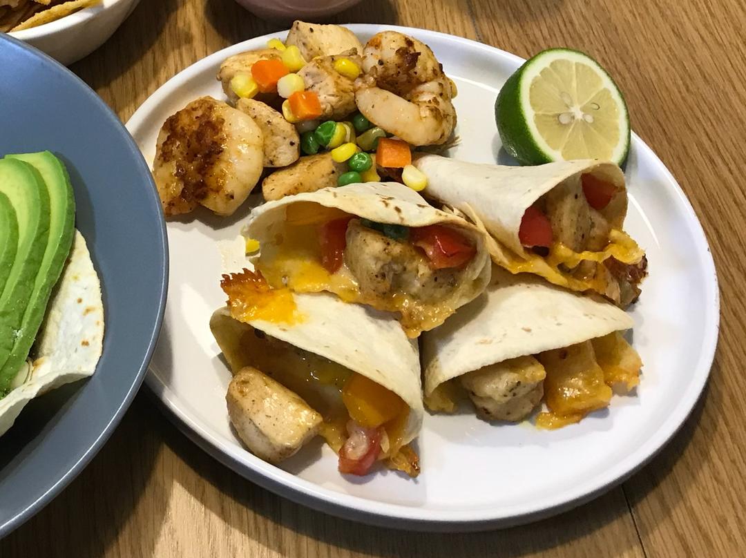 小展的下午茶│墨西哥鸡肉披萨馅饼